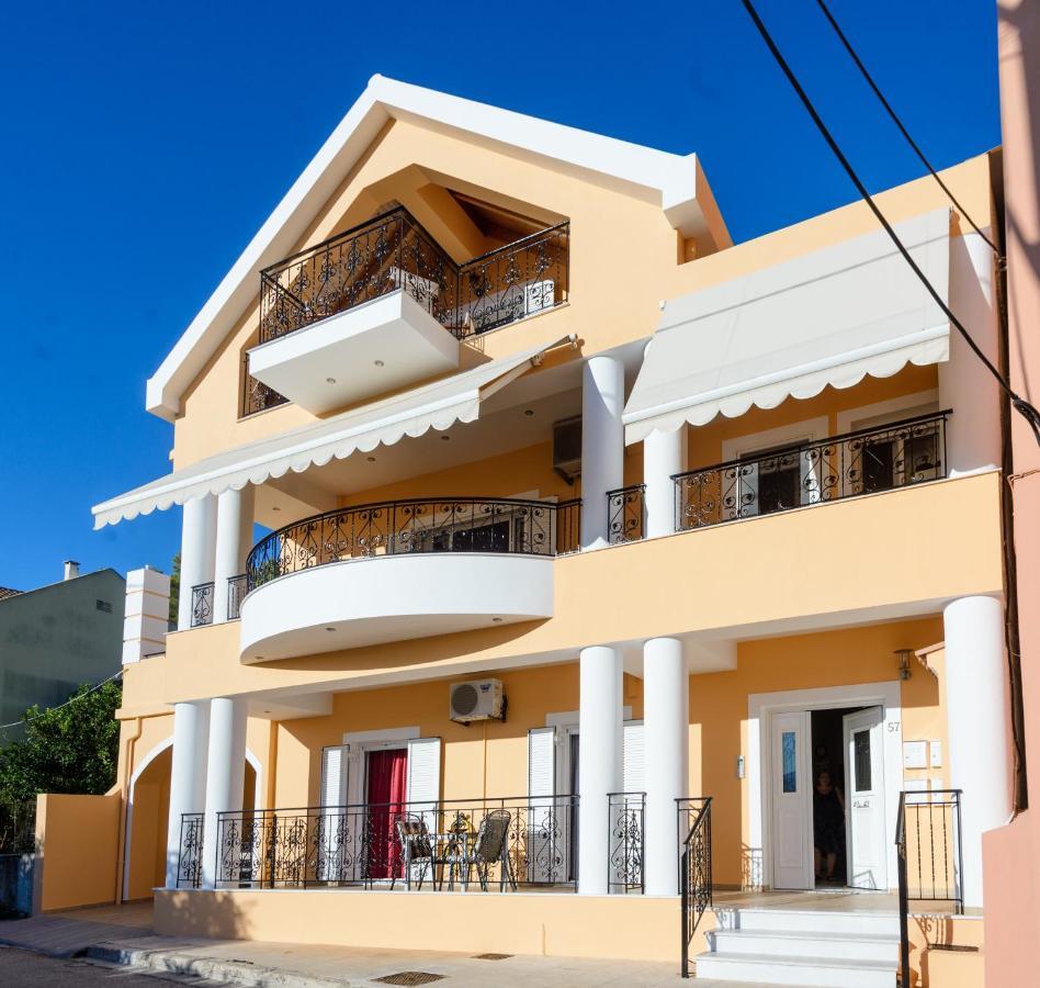 Maki'S Residence อาร์กอสโตลี ภายนอก รูปภาพ