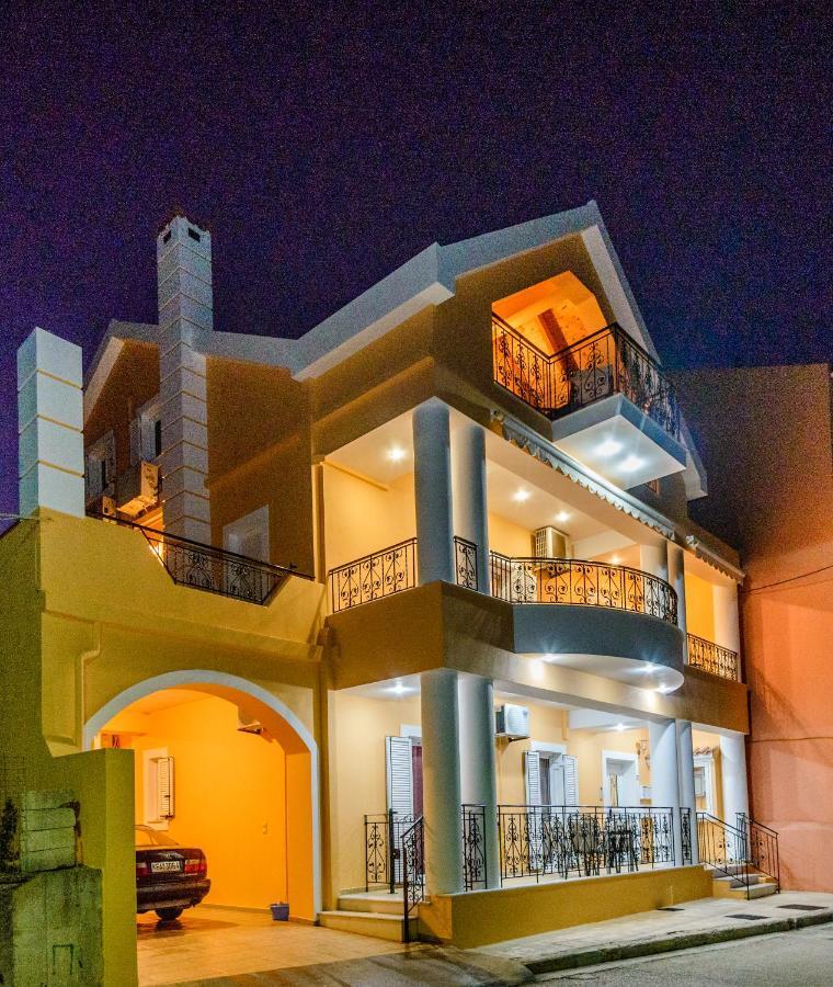 Maki'S Residence อาร์กอสโตลี ภายนอก รูปภาพ
